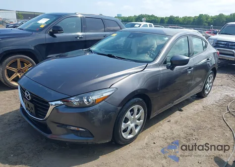2018 Mazda Mazda3 Sport из США, поврежденный, VIN 3MZBN1U78JM232087